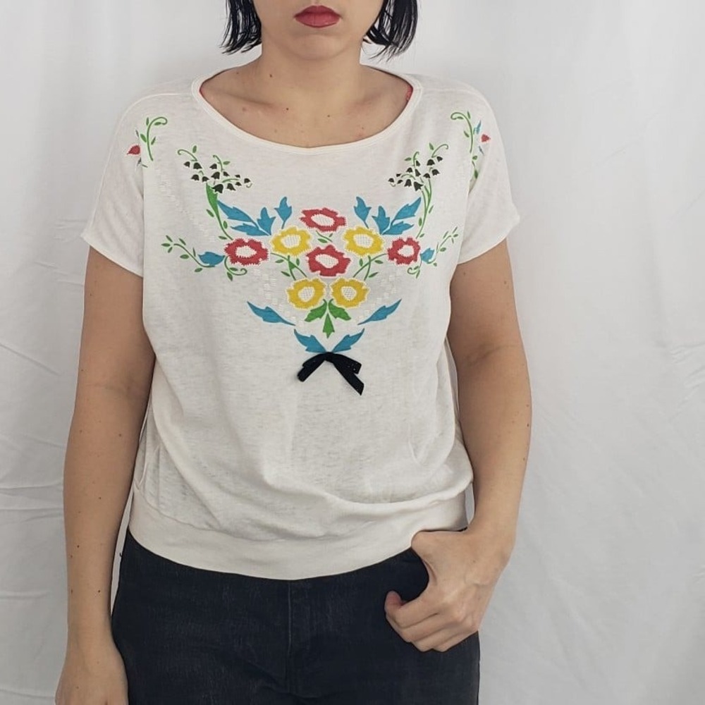 80s Flower Bouquet Tee‎